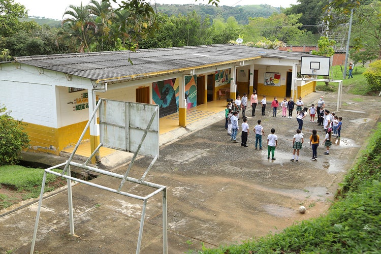 Institución Educativa Rural La Cabaña – Creando líderes regionales: fotografía 4