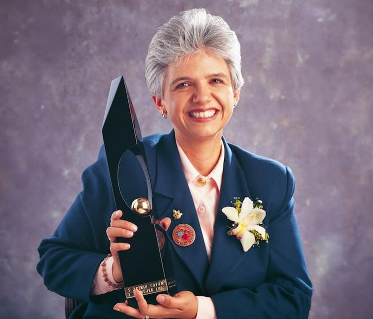 ISABEL CUADROS FERRÉ