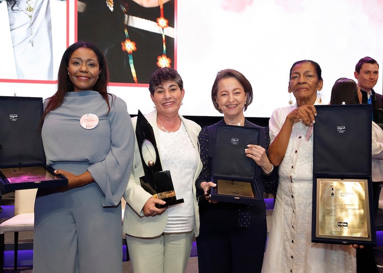 De izquierda a derecha: Haidy Inés Sánchez Lozano, Luz Stella De Los Ríos Zapata, Esperanza Izquierdo y María Sofia Martínez López.
